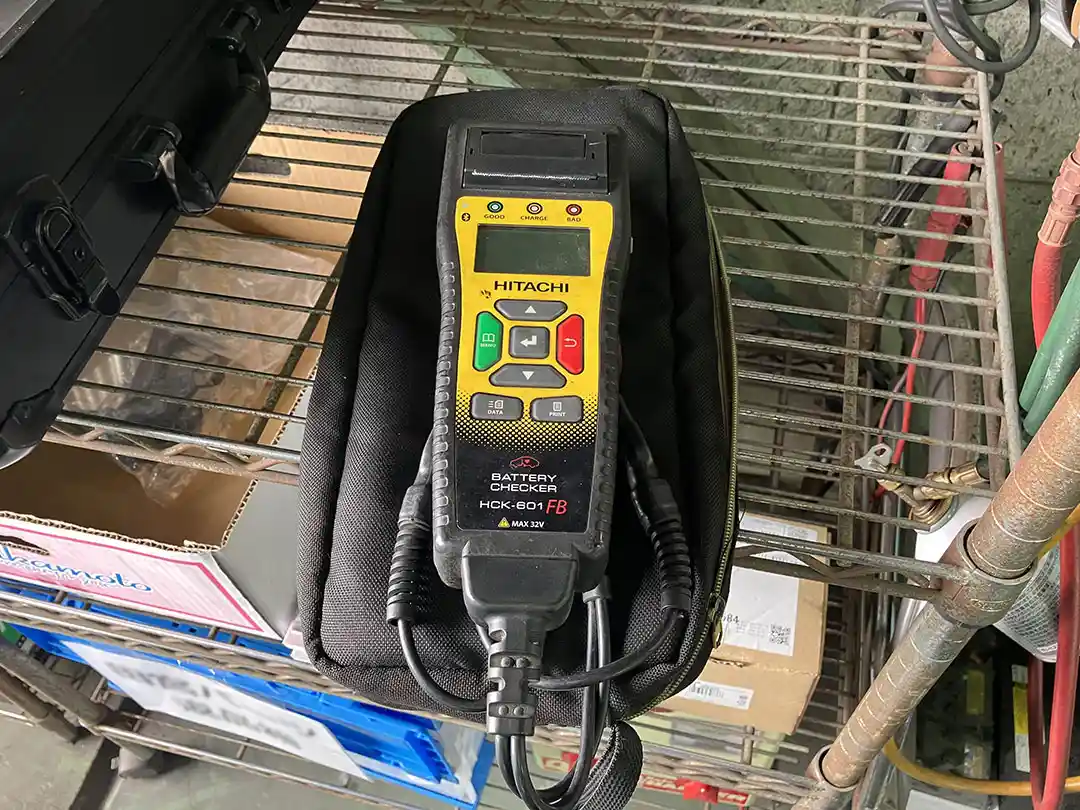 バッテリーチェッカー